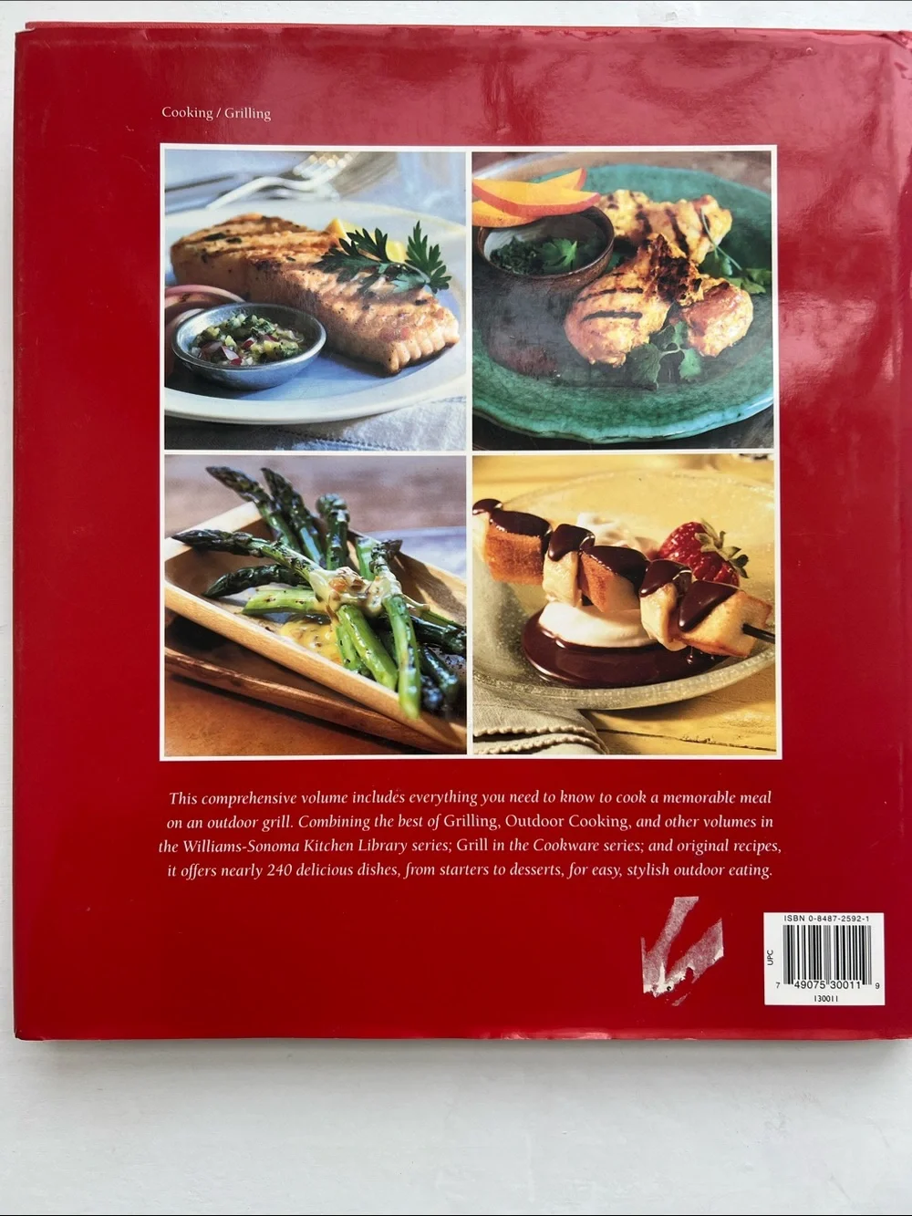 Williams-Sonoma Grilling Cookbook - Green Cover with Colorful Food Photo